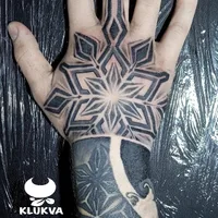 Klukva, тату-салон