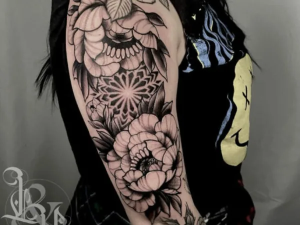 Love N Hate Elite Tattoo Studio