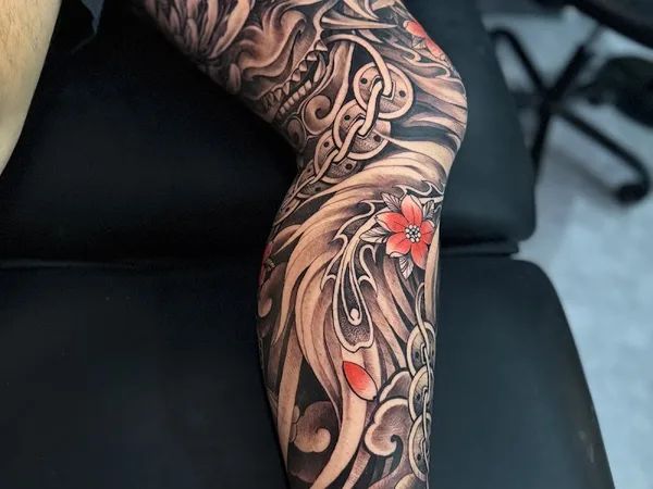 LUCKY TATTOO