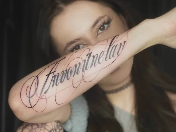 На игле, студия тату и пирсинга