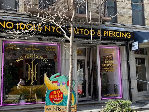 NO IDOLS TATTOO & PIERCING