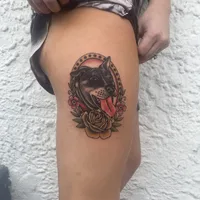 Ocho Placas Tattoo Company