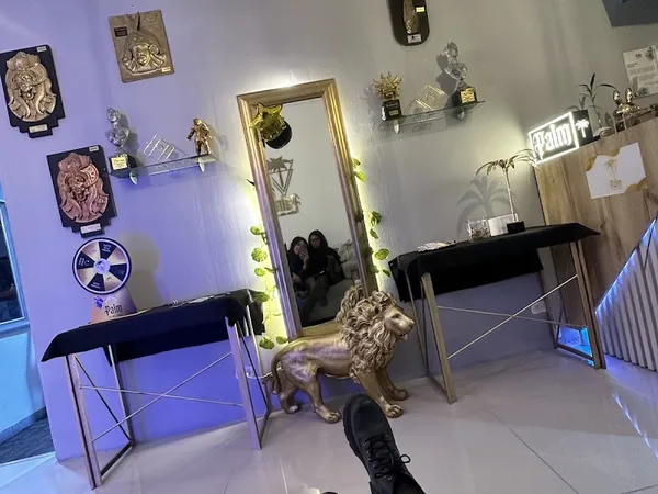 PALM TATTOO STUDIO