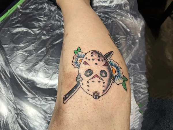 瓢箪山タトゥースタジオ Lunar Orbit Tattoo Studio
