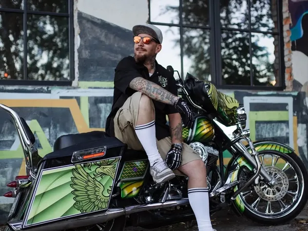 Ptz tattoo udarnik, студия татуировки
