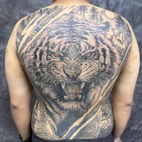 ร้านสักเชียงใหม่ moss savage tattoo