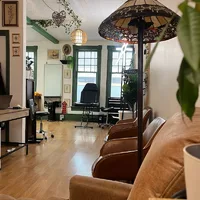 Sanctum ink house (PIERCING AND TATTOO STUDIO)