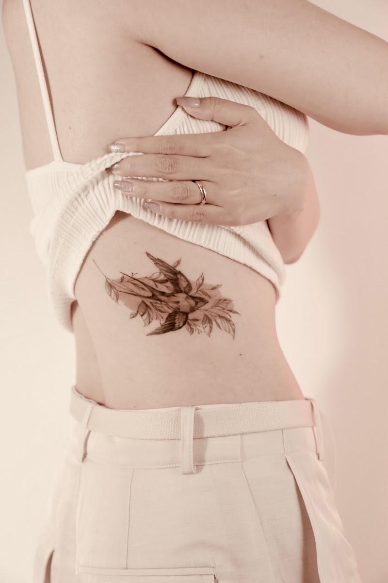 Tattoo studio LaRouche