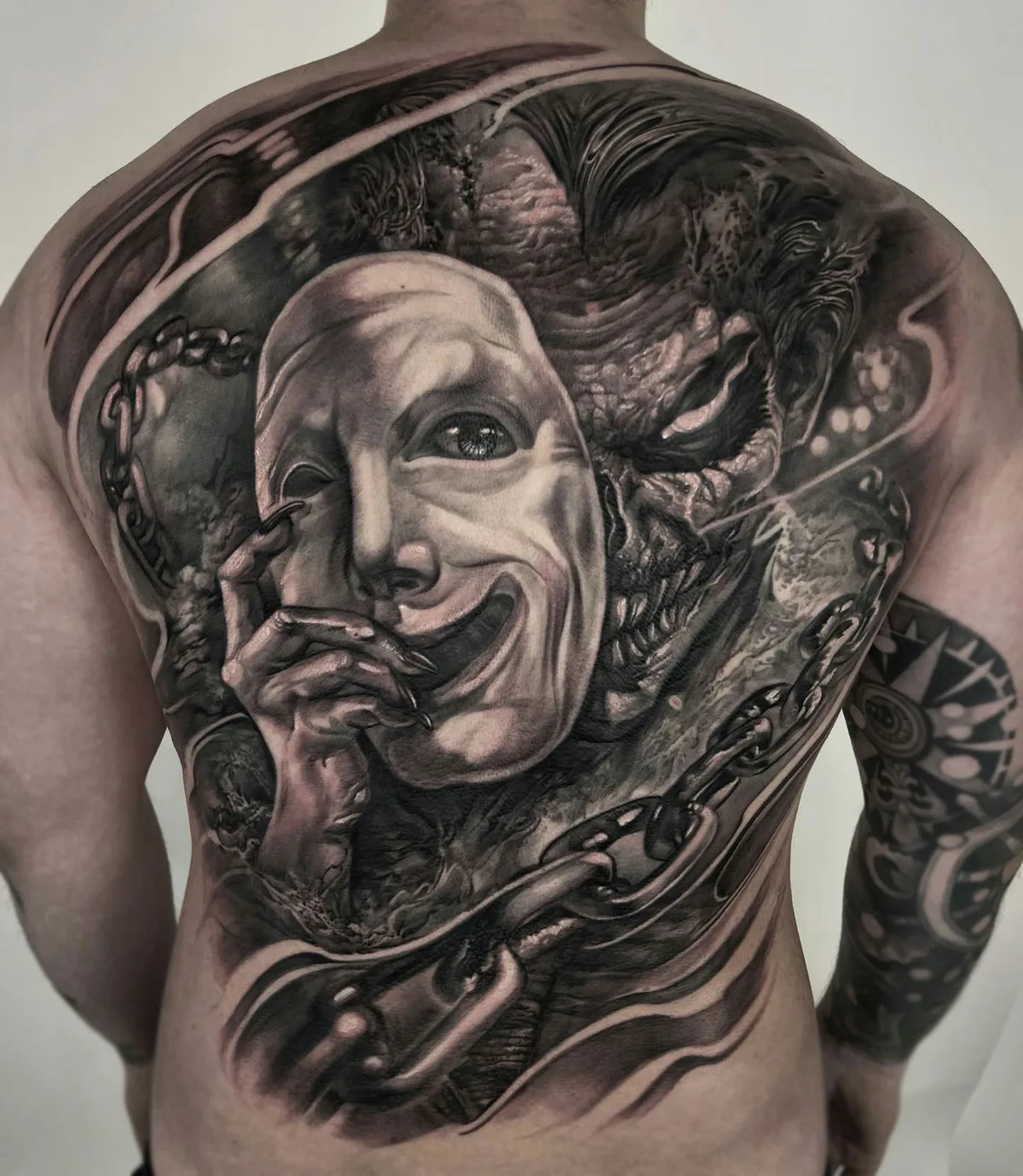 Tattoo artist Roman Zakharchenko
