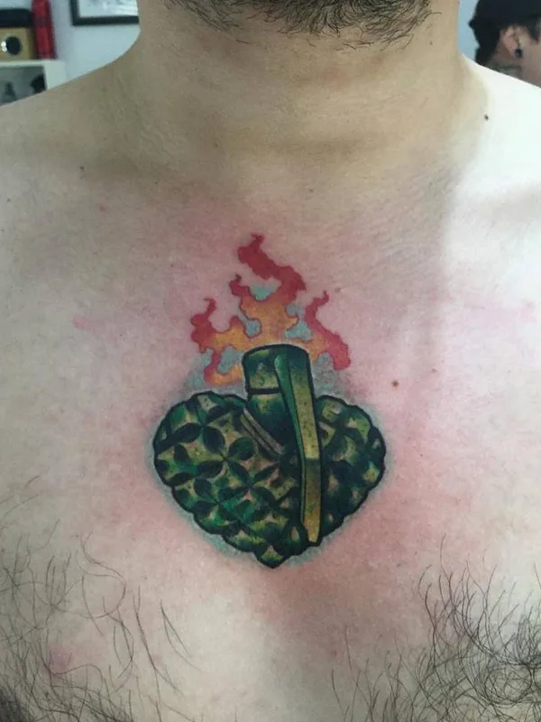 male color new school tatuaje en chest #24011 | Tatuador Camilo Prat