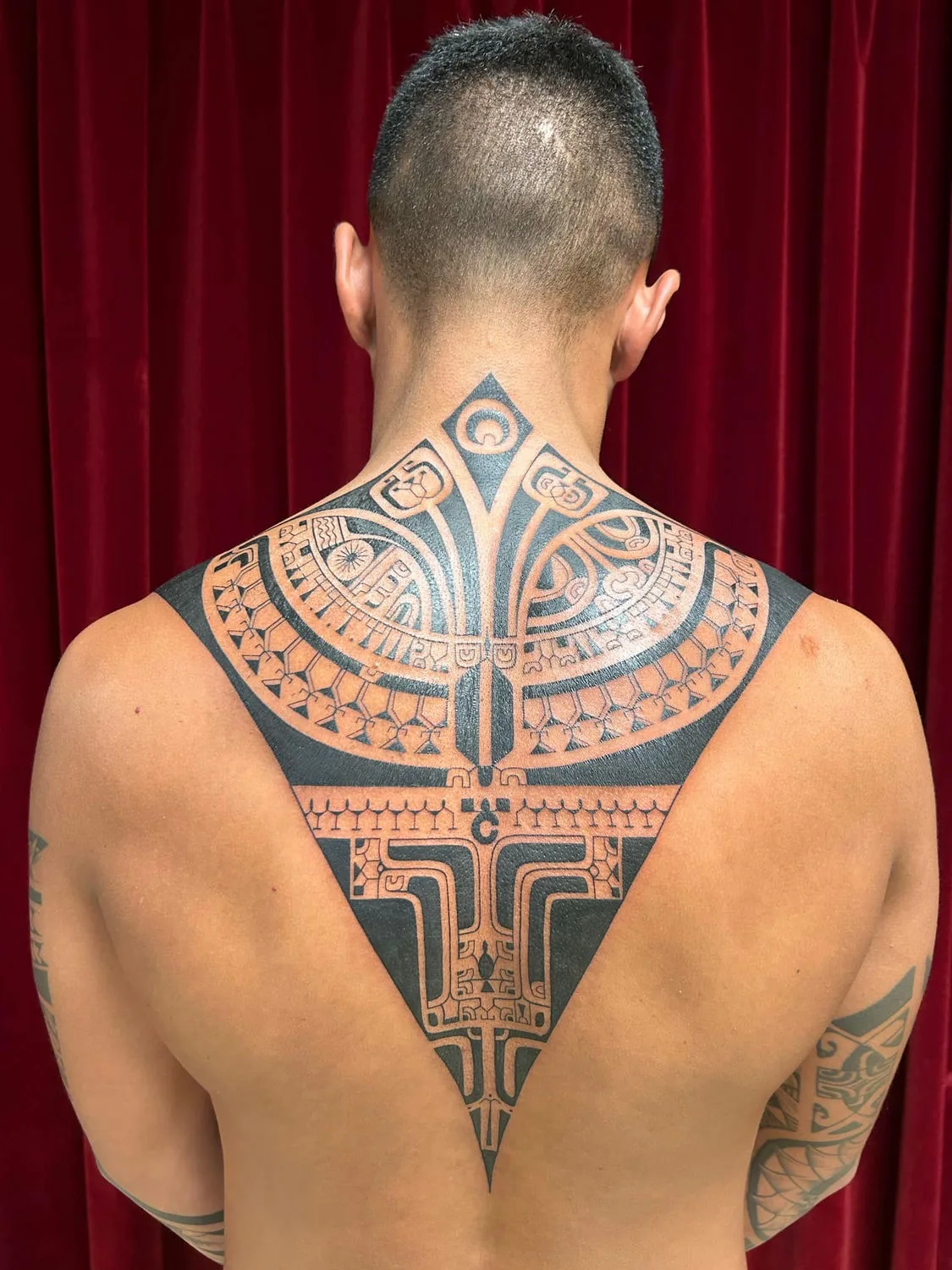 Artista di tatuaggi Temauri Jouout