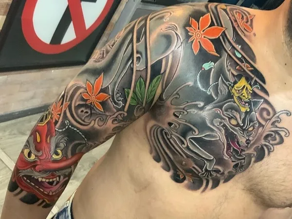 The Golden Dagger Art Collective - Bogotá Tattoo Studio