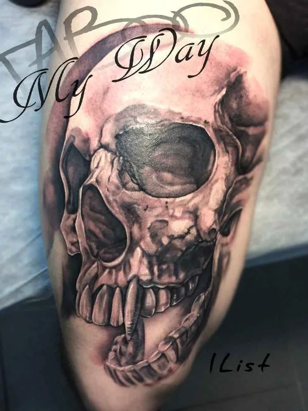 black and grey realism Tatuaggio su thigh #19386 | Tatuatore Роман
