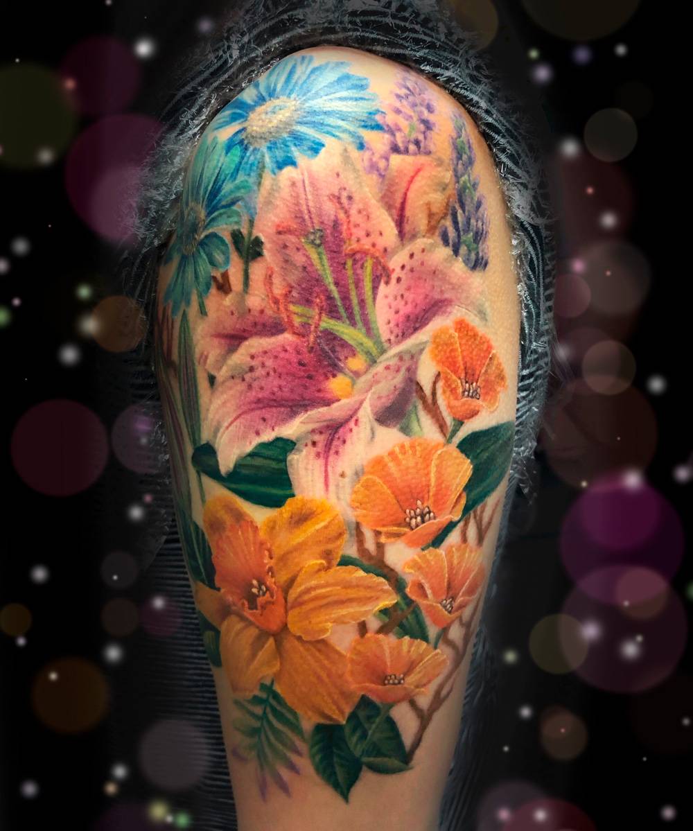 Тату мастер Megan Wood, цветная акварельная реалистичная татуировка | США