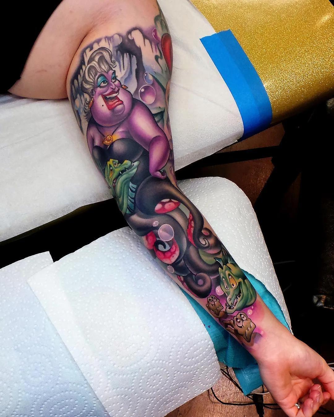 Artista de tatuagem Steven Compton, tatuagem de manga nova escola da Mermaid