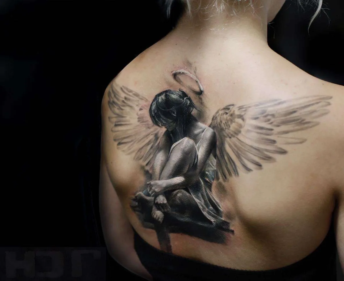 Tattoo artist and the machines builder Iwan Yug, color portrait realistic tattoo | Russia