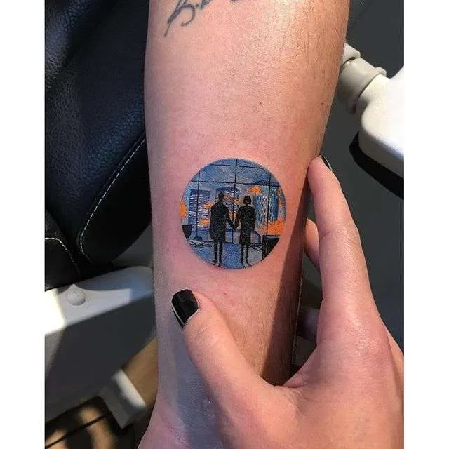 Tattoo artist Eva Krbdk round mimalistic tattoo | Тату мастер Eva Krbdk круглые минимализм тату