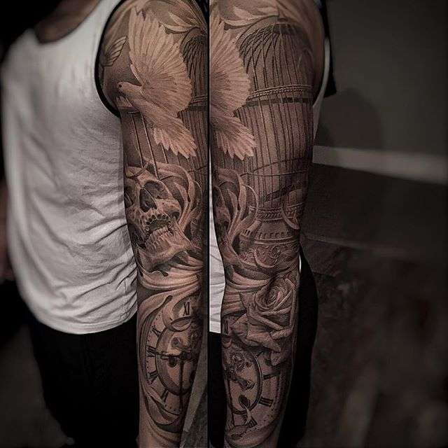Tattoo artist Greg Nicholson blackandgrey realism tattoo | Тату мастер Greg Nicholson черно-белые реализм тату