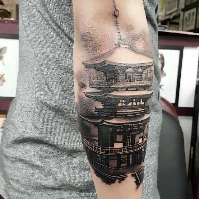 Tattoo artist Gabriele Pais black and grey realism tattoo | Тату мастер Gabriele Pais черно-белый тату реализм 