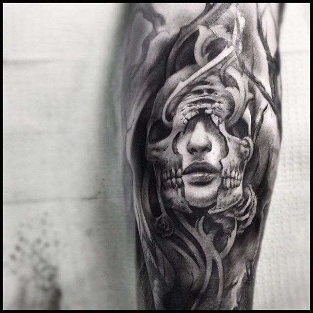 Тату мастер Matt Mrowka черно-белые хоррор реализм татуировки