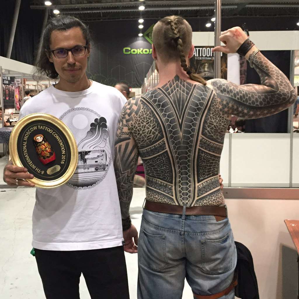 8-th International moscow tattoo convention dotwork номинация дотворк