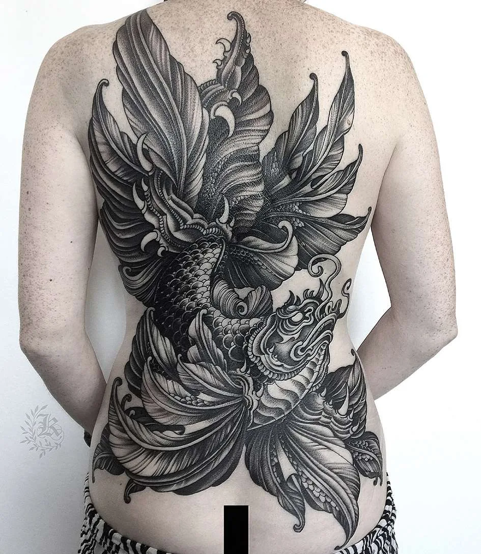 纹身大师Kristina Darmaeva黑白纹身,图形