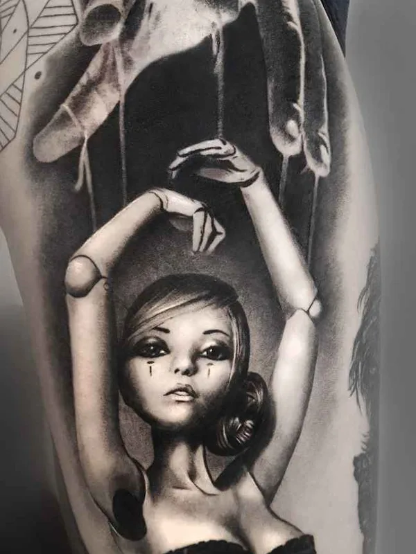 black and grey realism татуировка на thigh #13856 | Тату мастер Елена Керничанская