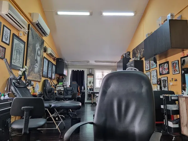 Visual Orgasm Tattoo n Piercing