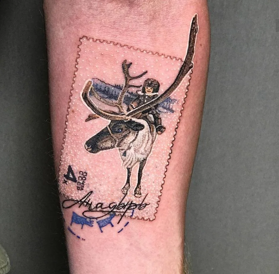 Tattoo artist Ivan Vostok Chesnokov | color dotwork, tattoo minimalism | Moscow, Russia