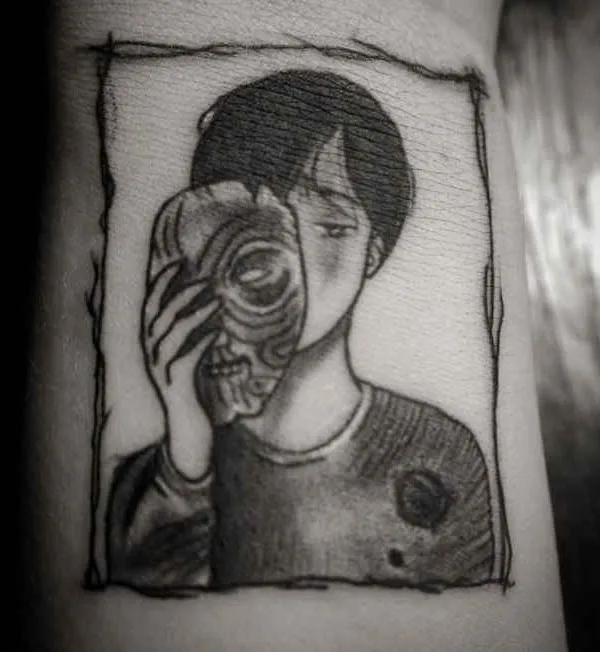 black and grey sketch tattoo auf wrist #20789 | Tätowierer Алексей Касаев