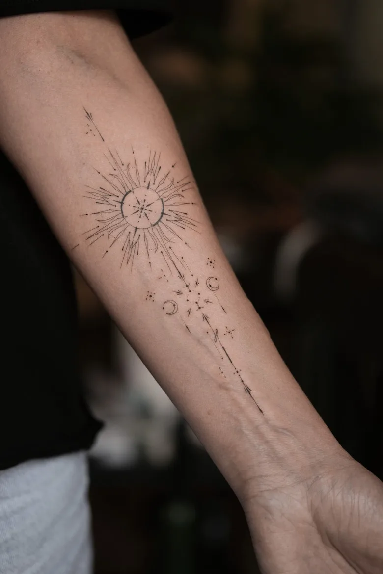 Tattoo artist Yana Laguta