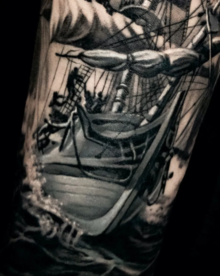 Alexander Zuev КРАСКА Tattoo Ink Pro Team - black and grey tattoo realism - detailed tutorial for beginners 