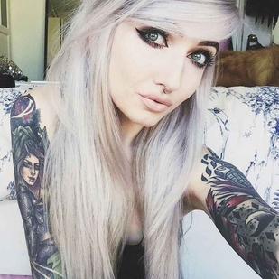 🔥 Heiße Fotos, Model-Portfolio  #6276 Tätowiermodell Kimberry Behets