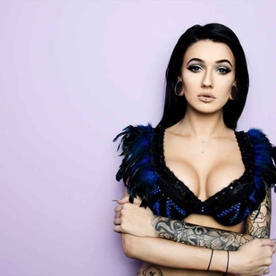 🔥 Heiße Fotos, Model-Portfolio  #6439 Tätowiermodell Cloe Raven