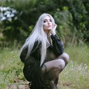 🔥 Heiße Fotos, Model-Portfolio  #6172 Tätowiermodell Kimberry Behets