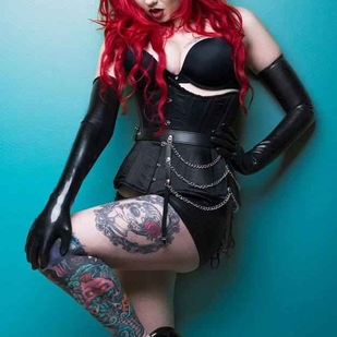 🔥 Heiße Fotos, Model-Portfolio  #6342 Tätowiermodell Jade Zombie