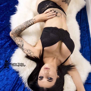 🔥 Heiße Fotos, Model-Portfolio  #6372 Tätowiermodell Cloe Raven