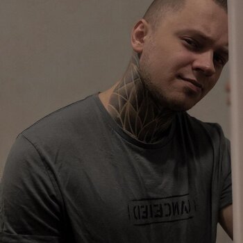 Tätowierer Pavel Kryzhanovskiy