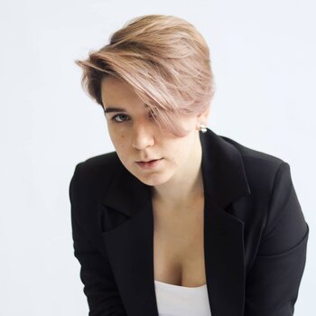 Tätowierer Yuliya