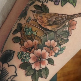 Weiblich Farbe Neo-traditionell tattoo #63785 | Tattoo Artist Melise Hill