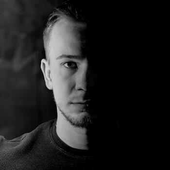 Tätowierer Dmitriy Belyaev 