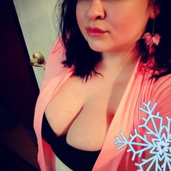 Tätowierer Anastasiya Mars