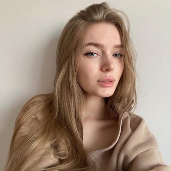 Tätowierer Olga Balashova