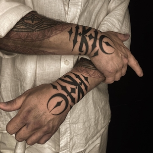 Schwarz Ornamental tattoo #64422 | Tattoo Artist gaya_tree_