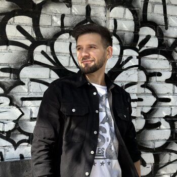 Tätowierer Anton Hasanov