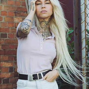  Tattoo model Sara Fabel