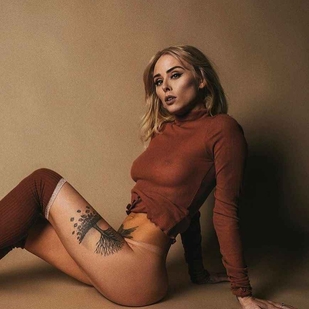 🔥 Heiße Fotos, Model-Portfolio  #8741 Tätowiermodell Alysha Nett