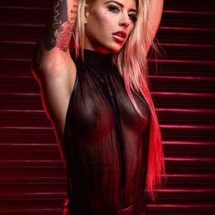 🔥 Heiße Fotos, Model-Portfolio  #8613 Tätowiermodell Tayla Novelli