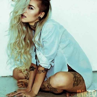 🔥 Heiße Fotos, Model-Portfolio  #8650 Tätowiermodell Sara Fabel