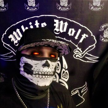 Tätowierer Vladimir Volk